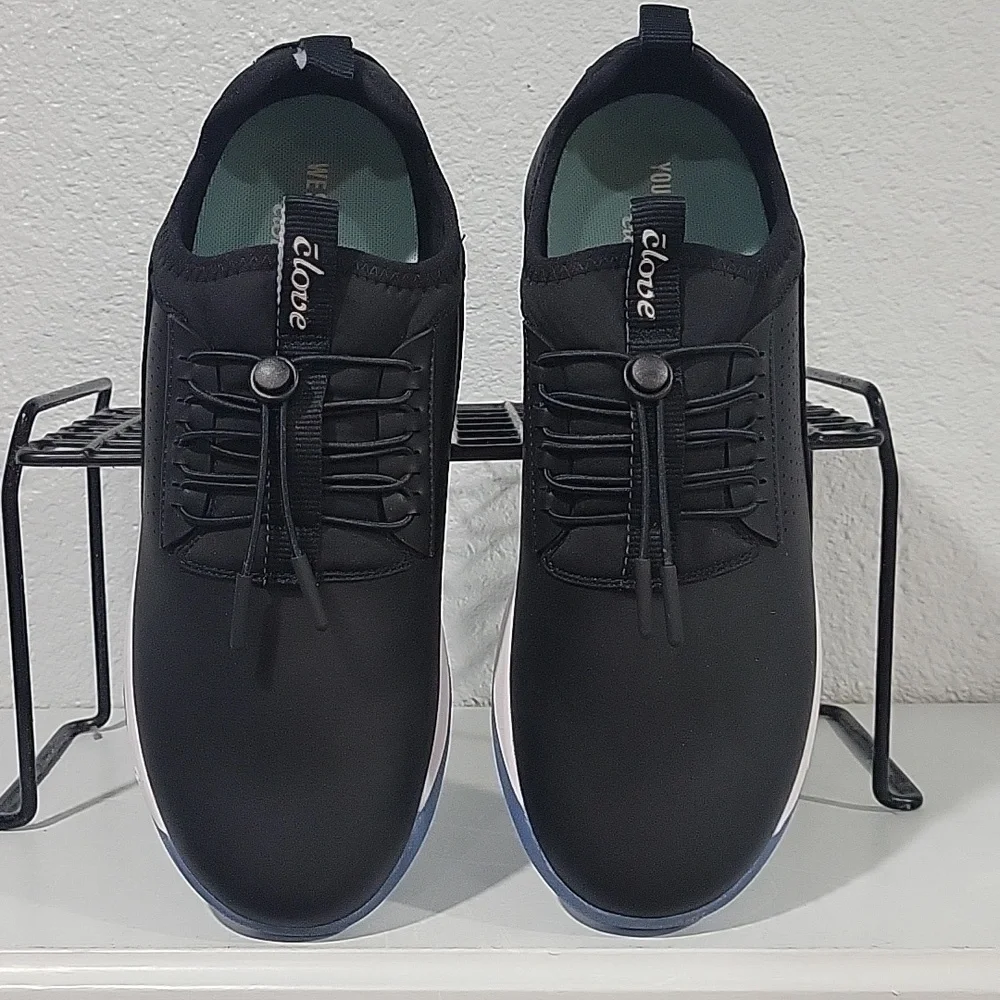 Clove Nursing Classic Sneaker Men's Size 10 Women's 11.5